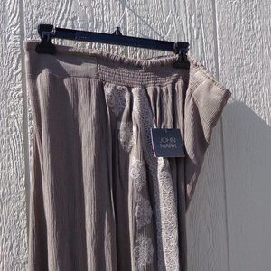 NWT John Mark Taupe W Cream XL Embroidered Wispy French Market Pull On Pant…